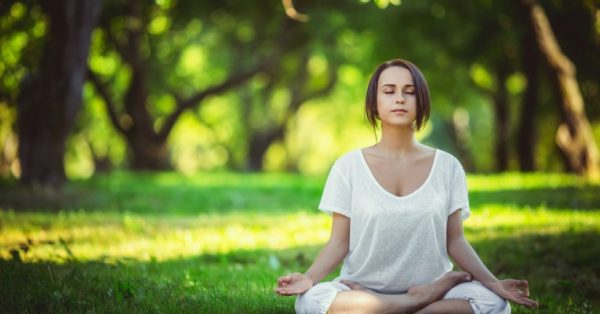 毎日10分の瞑想で集中力を3倍に高める為のコツ 